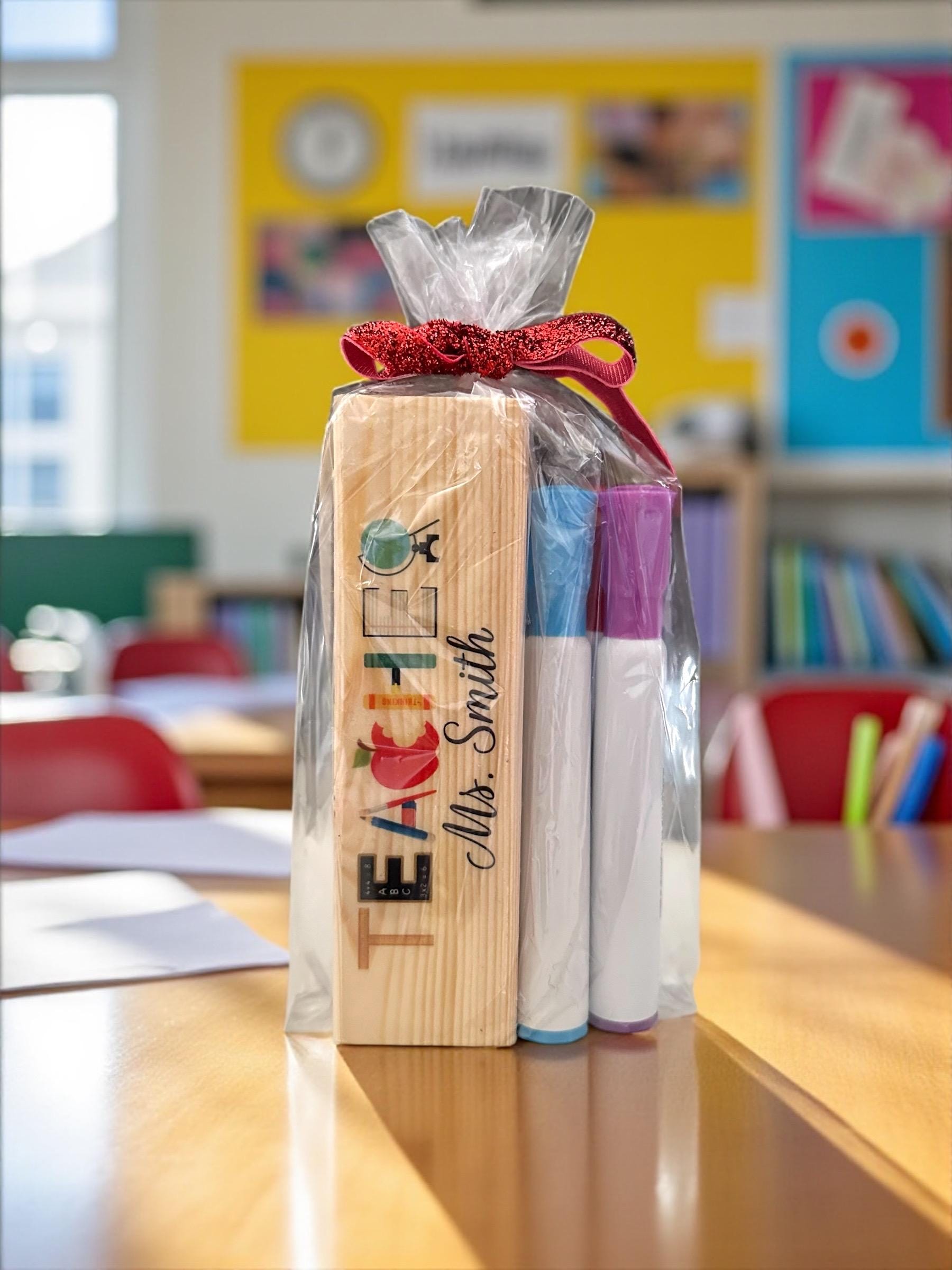 Personalized Teacher Notepad Gift Set  Desk Accessory Teacher Gift Classroom Decor Office Organization Desk Nameplate Custom